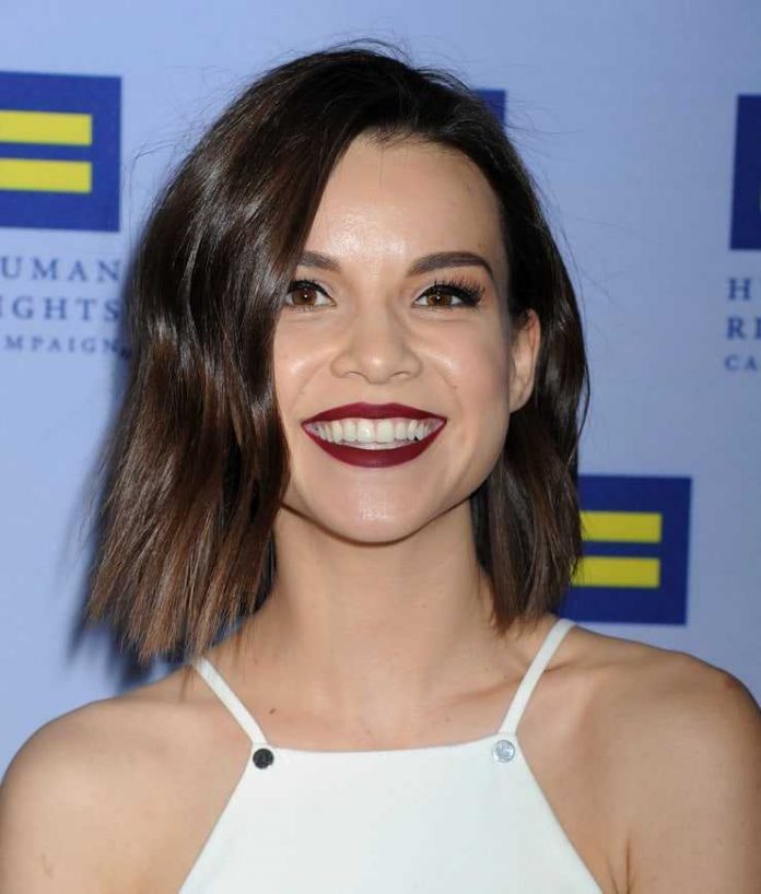 34 Ingrid Nilsen Nude Pictures Are Sure To Keep You Motivated 23