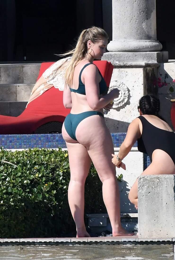 Iskra lawrence hot ass picture (3)