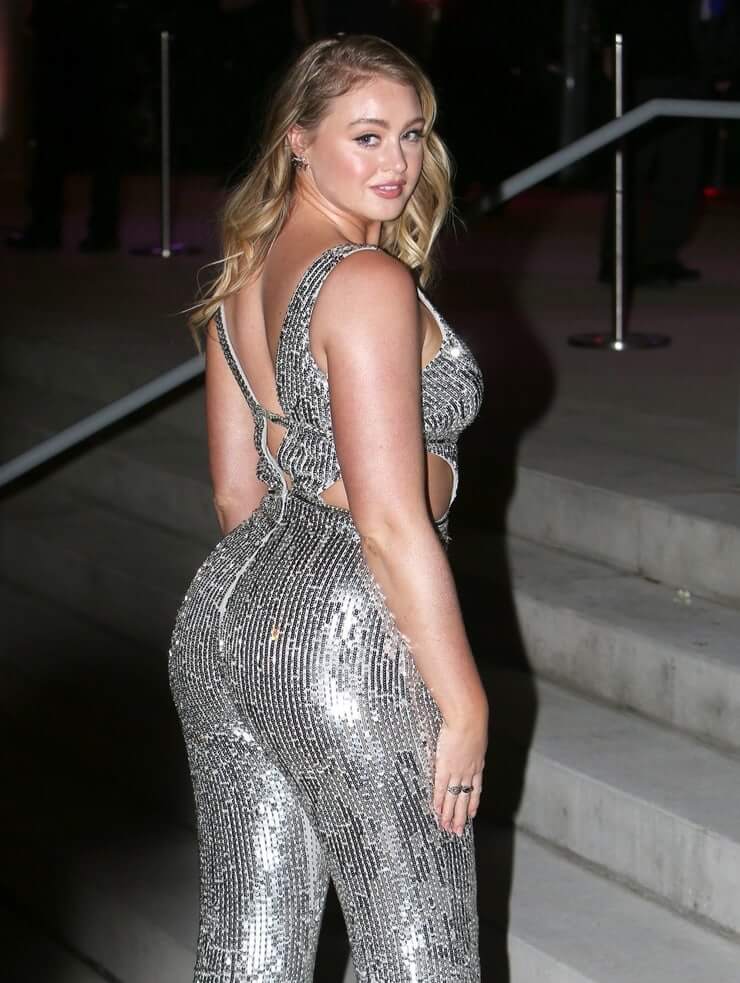Iskra lawrence sexy ass (2)