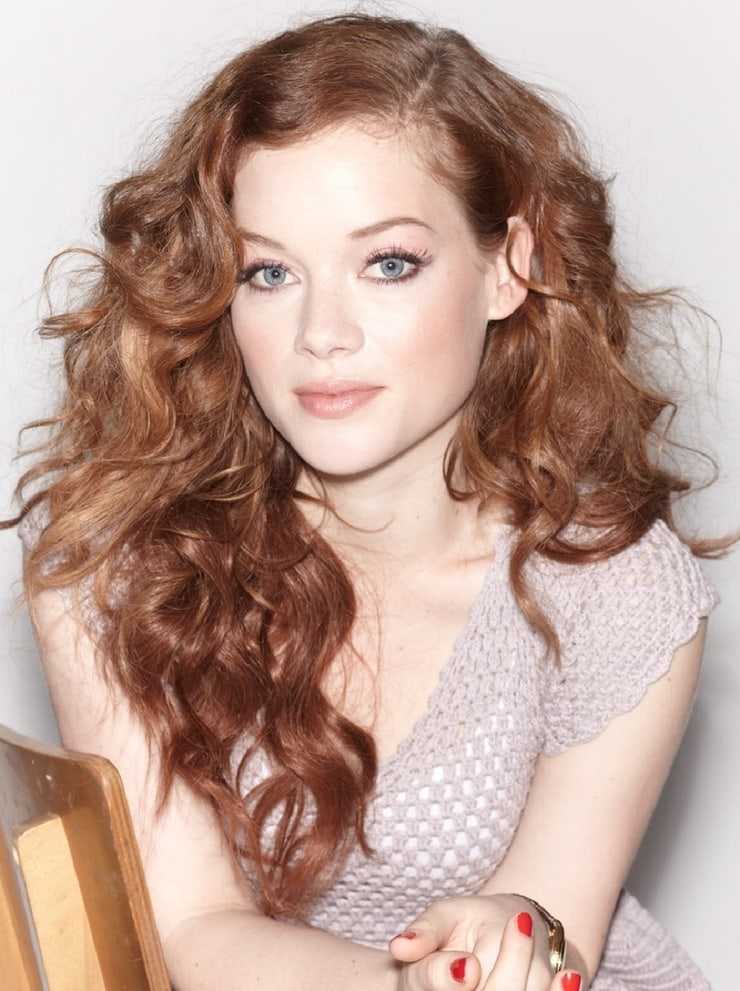 40 Sexy and Hot Jane Levy Pictures – Bikini, Ass, Boobs 57