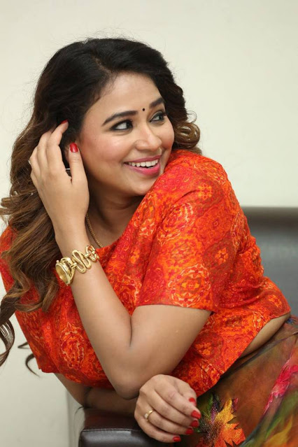 Telugu Actress Jayathi Latest Photo shoot Pics 38