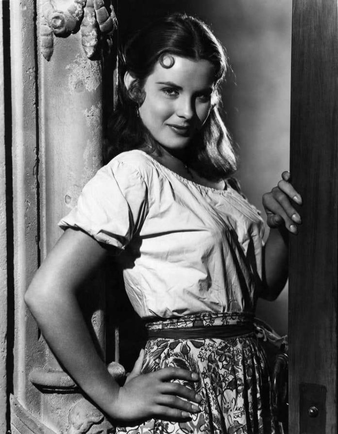 49 Jean Peters Nude Pictures Display Her As A Skilled Performer 25