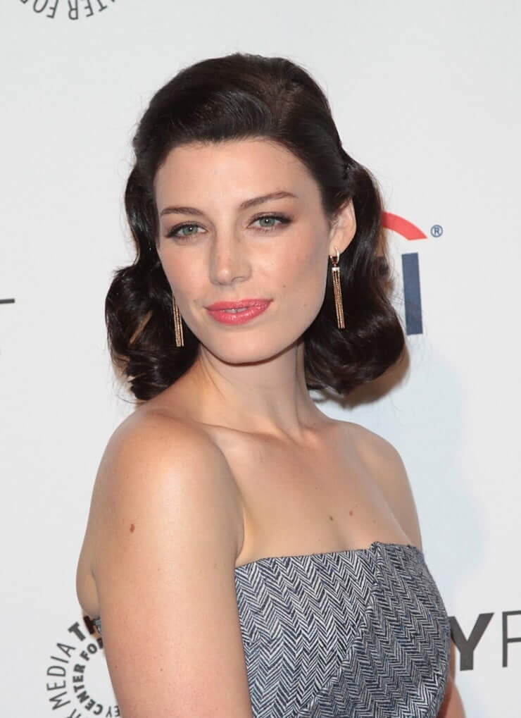 42 Sexy and Hot Jessica Pare Pictures – Bikini, Ass, Boobs 8