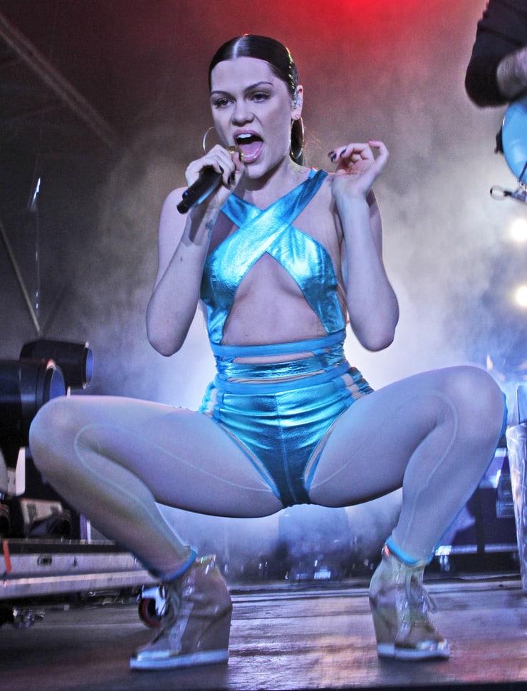 49 Jessie J Nude Pictures Brings Together Style, Sassiness And Sexiness 458