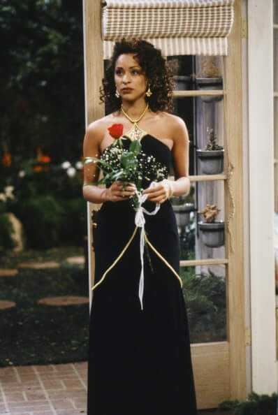 40 Karyn Parsons Nude Pictures Flaunt Her Diva Like Looks 19