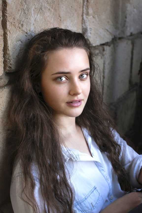 41 Katherine Langford Nude Pictures Present Her Magnetizing Attractiveness 32