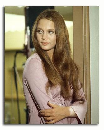 28 Leigh Taylor-Young Nude Pictures Make Her A Successful Lady 21