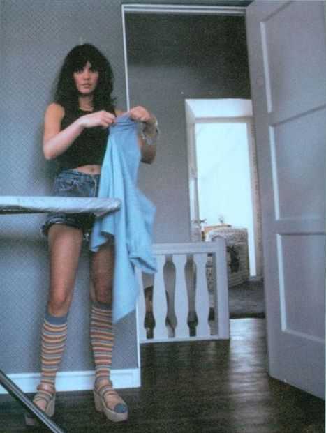44 Linda Ronstadt Nude Pictures Uncover Her Grandiose And Appealing Body 28