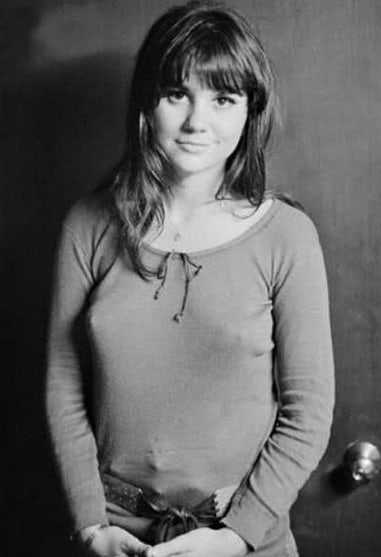 44 Linda Ronstadt Nude Pictures Uncover Her Grandiose And Appealing Body 37