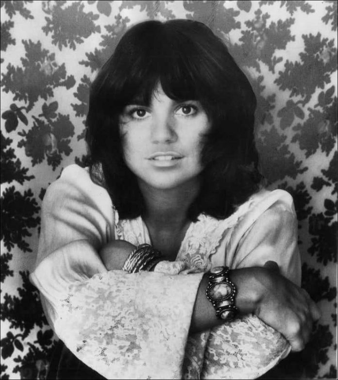 44 Linda Ronstadt Nude Pictures Uncover Her Grandiose And Appealing Body 20