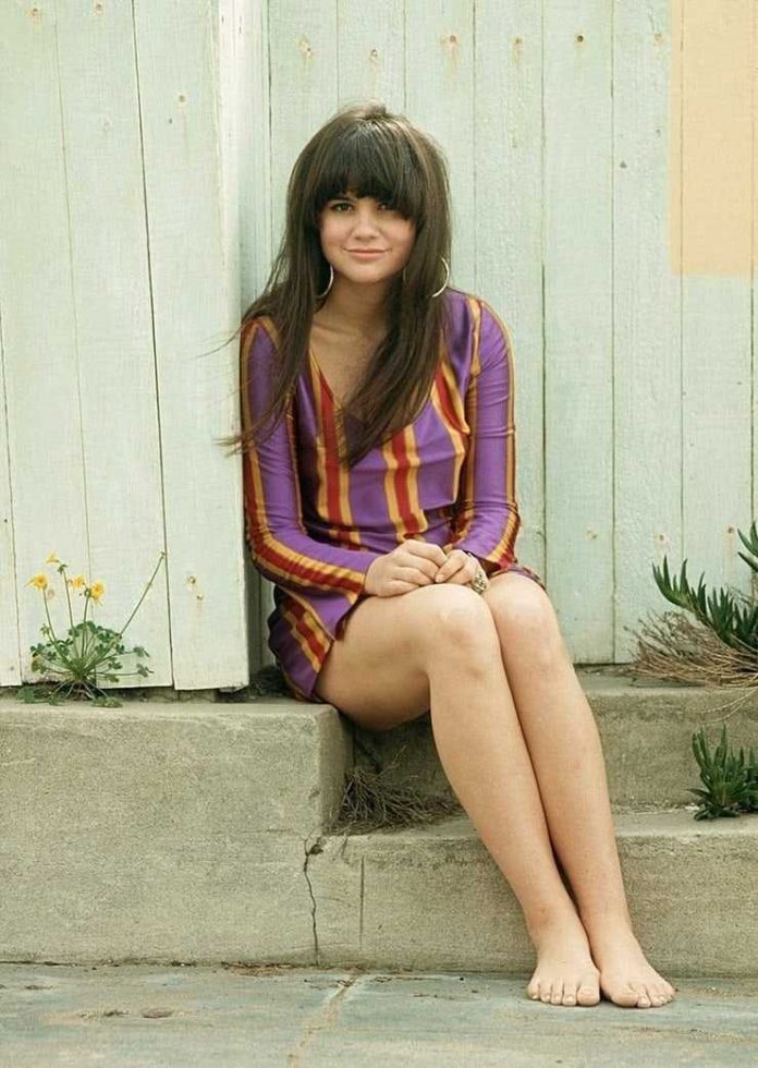 44 Linda Ronstadt Nude Pictures Uncover Her Grandiose And Appealing Body 12