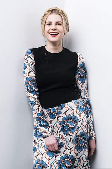 Lucy Boynton awesome pictuers