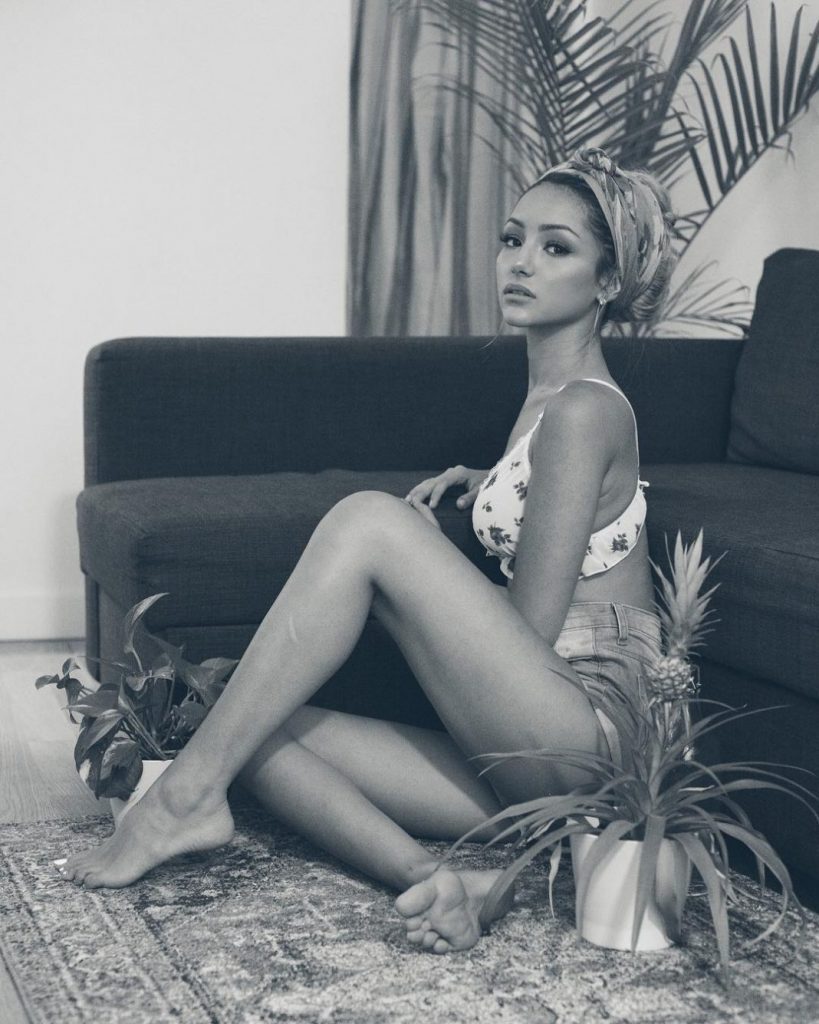 50 Sexy and Hot Melanie Iglesias Pictures – Bikini, Ass, Boobs 595