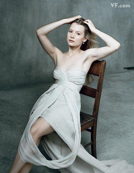 49 Mia Wasikowska Nude Pictures Flaunt Her Well-Proportioned Body 15
