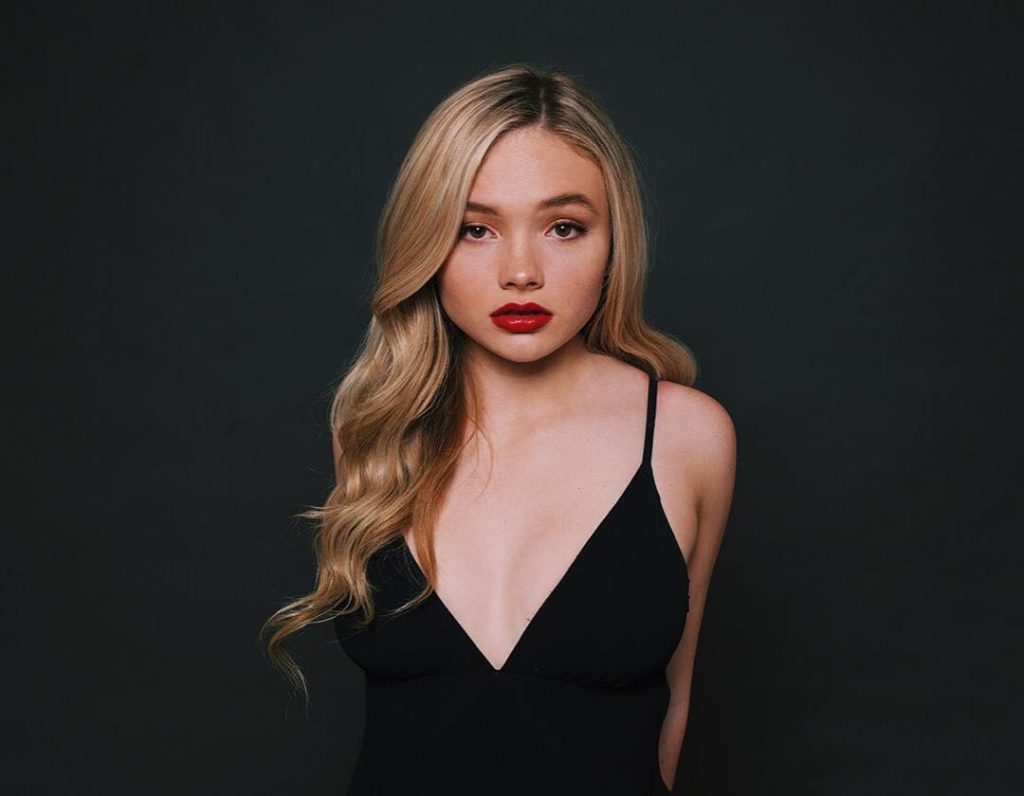 49 Natalie Alyn Lind Nude Pictures Which Make Her A Work Of Art 23