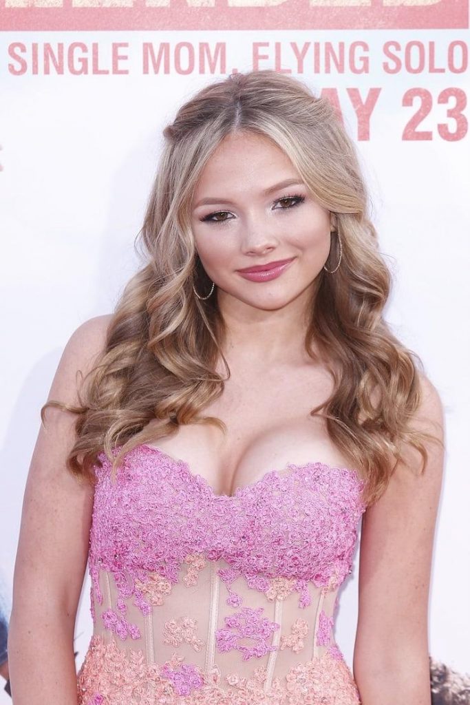 49 Natalie Alyn Lind Nude Pictures Which Make Her A Work Of Art 40