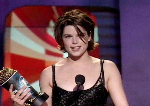 48 Sexy and Hot Neve Campbell Pictures – Bikini, Ass, Boobs 34
