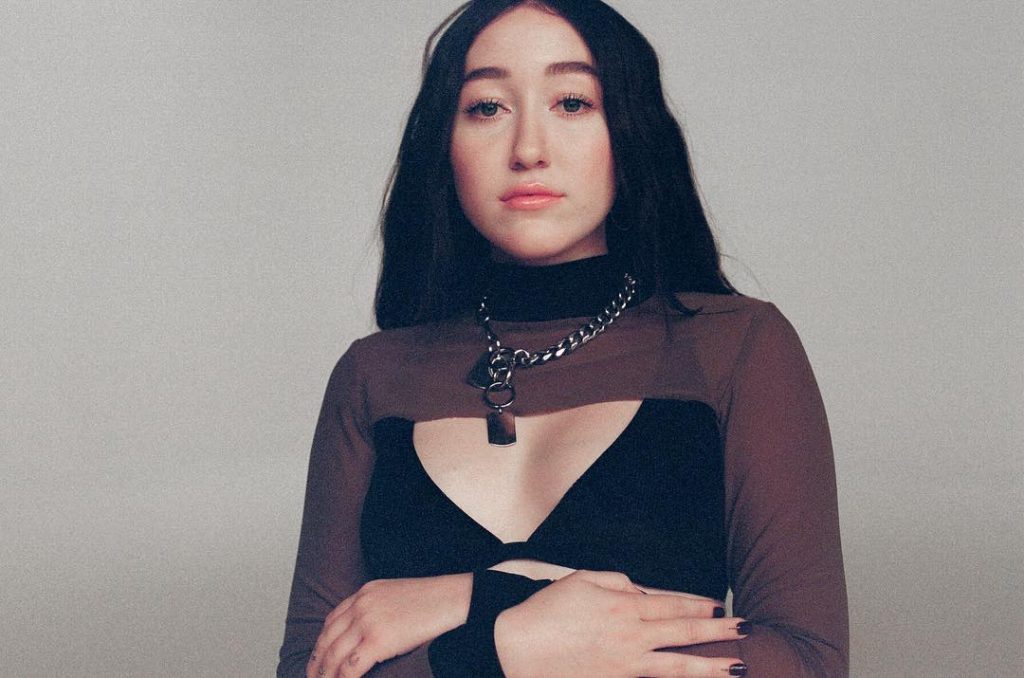 49 Noah Cyrus Nude Pictures Will Make You Slobber Over Her 30
