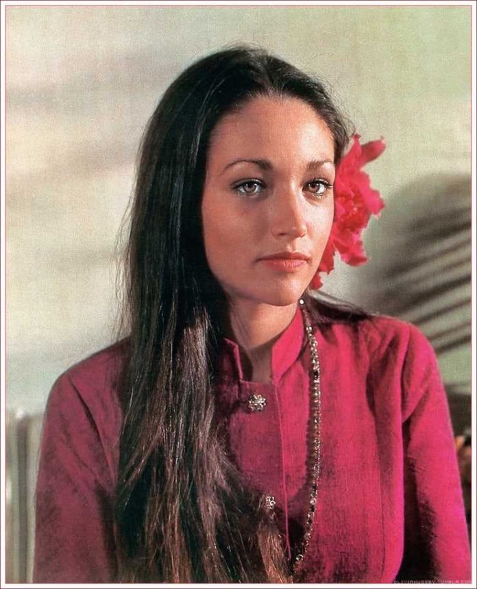 41 Olivia Hussey Nude Pictures That Are Appealingly Attractive 29