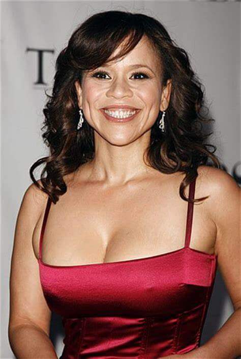 40 Sexy and Hot Rosie Perez Pictures – Bikini, Ass, Boobs 11