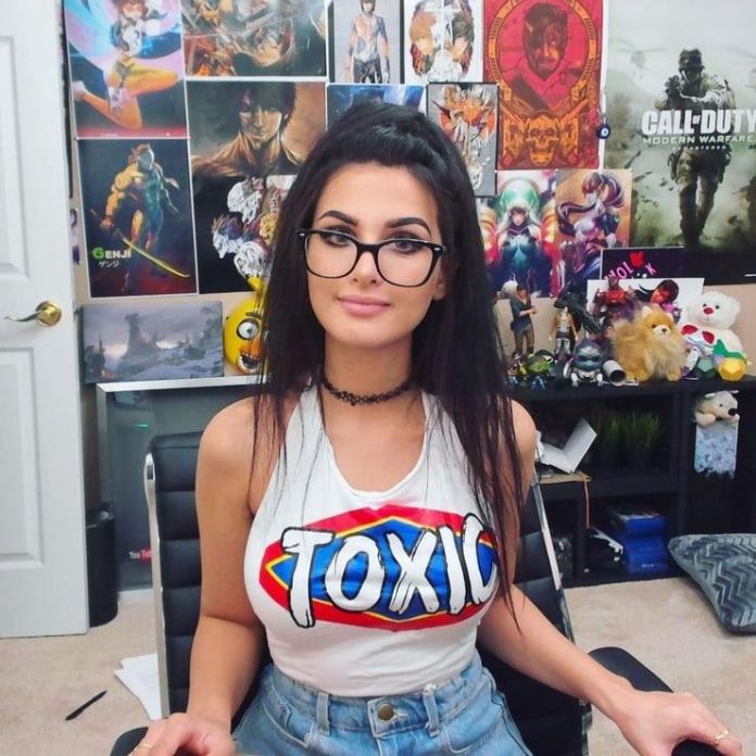 49 SSSniperWolf Nude Pictures Show Off Her Dashing Diva Like Looks 41
