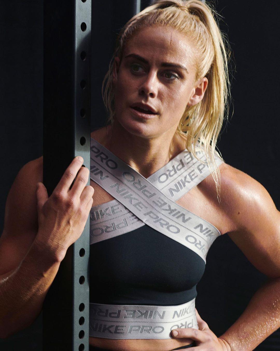51 Hot Pictures Of Sara Sigmundsdóttir Which Make Certain To Prevail Upon Your Heart 24