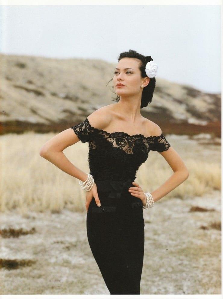 51 Hot Pictures Of Shalom Harlow Demonstrate That She Is As Hot As Anyone Might Imagine 29