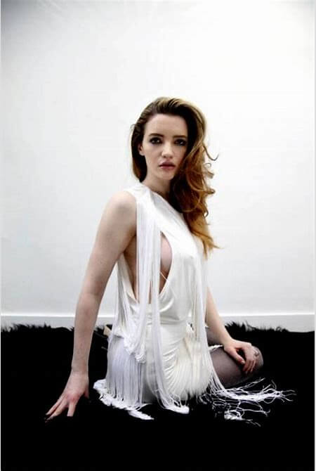 40 Sexy and Hot Talulah Riley Pictures – Bikini, Ass, Boobs 39