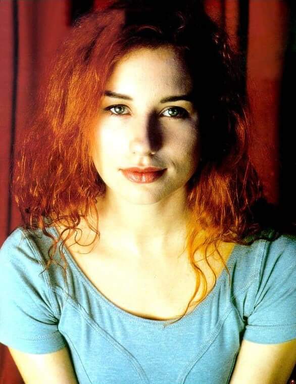 40 Tori Amos Nude Pictures That Make Her A Symbol Of Greatness 31