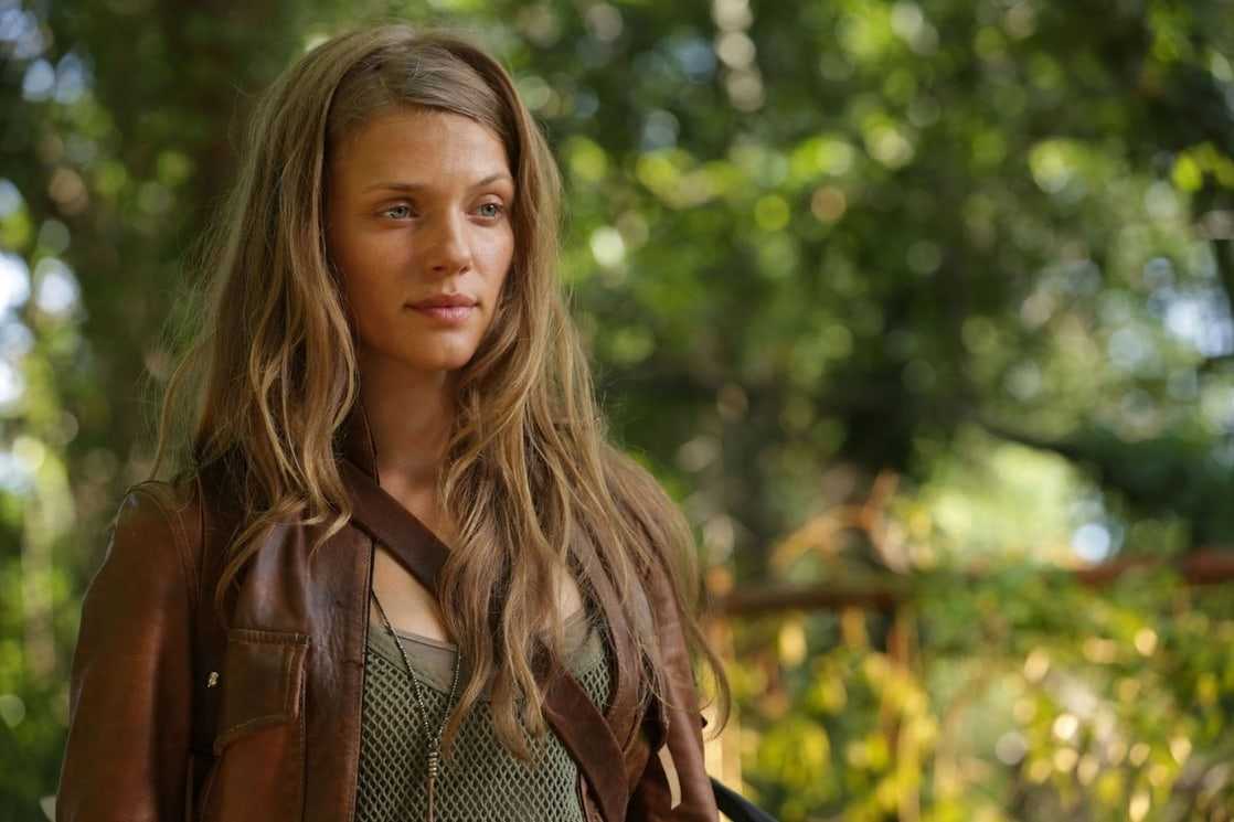60+ Hottest Tracy Spiridakos Big Boobs Pictures Which Will Make You Swelter All Over 20