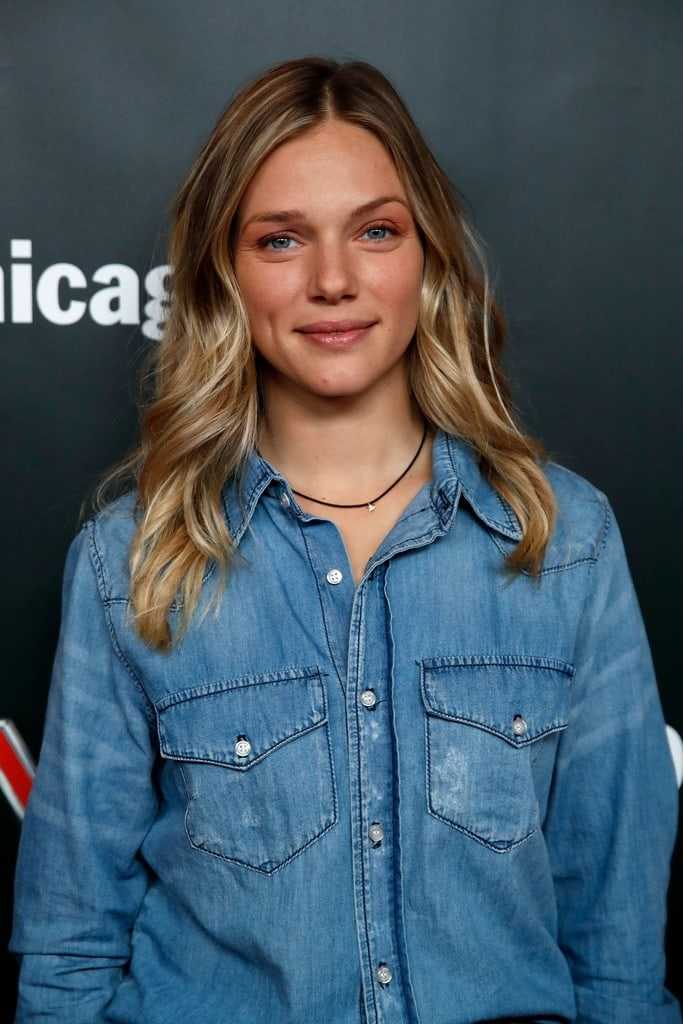 60+ Hottest Tracy Spiridakos Big Boobs Pictures Which Will Make You Swelter All Over 32