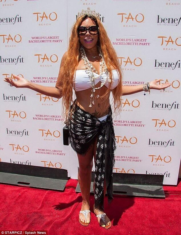 50 Sexy and Hot Wendy Williams Pictures – Bikini, Ass, Boobs 226
