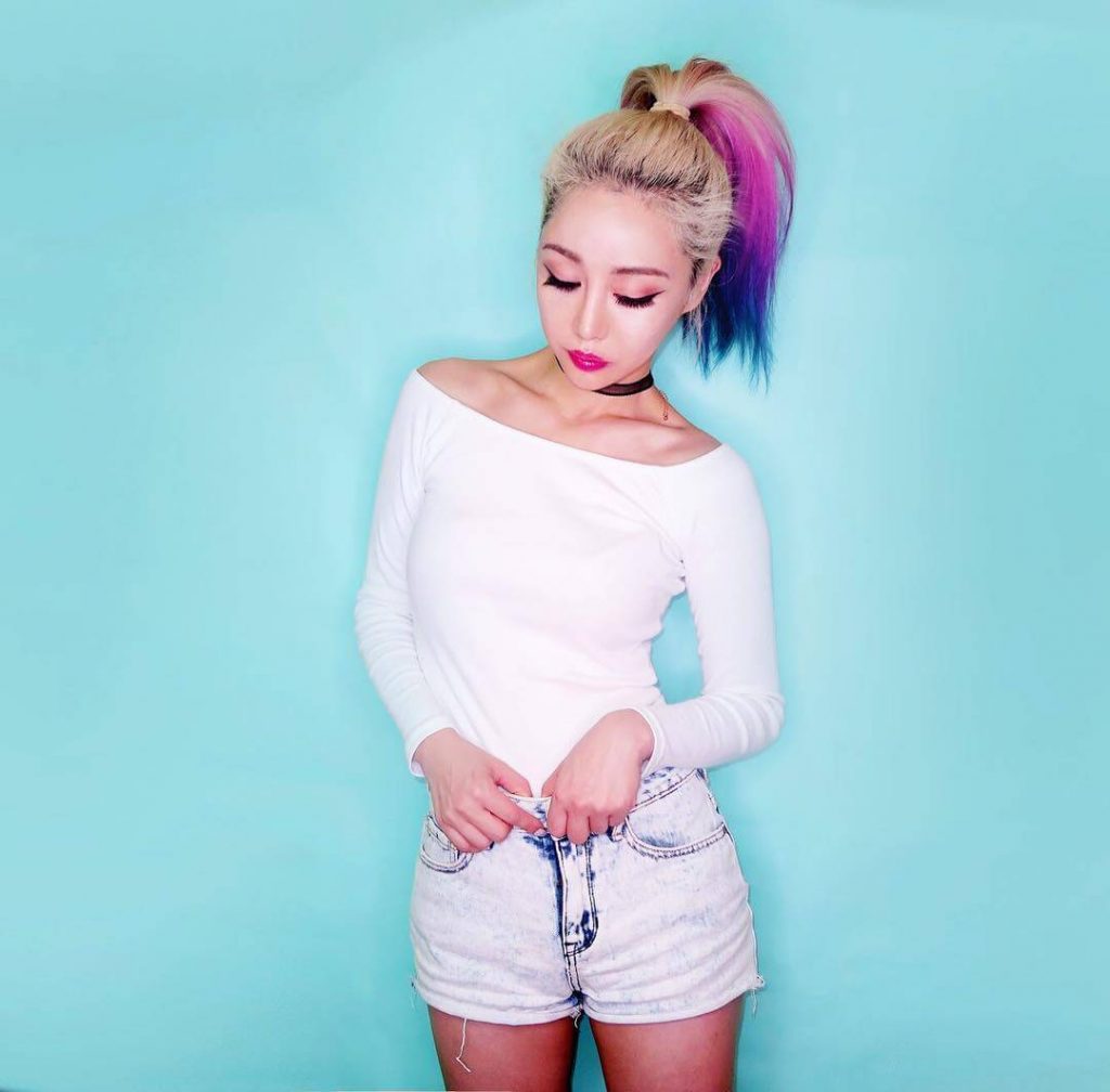48 Wengie Nude Pictures Which Make Sure To Leave You Spellbound 43
