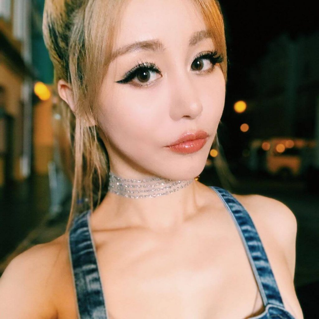 48 Wengie Nude Pictures Which Make Sure To Leave You Spellbound 23