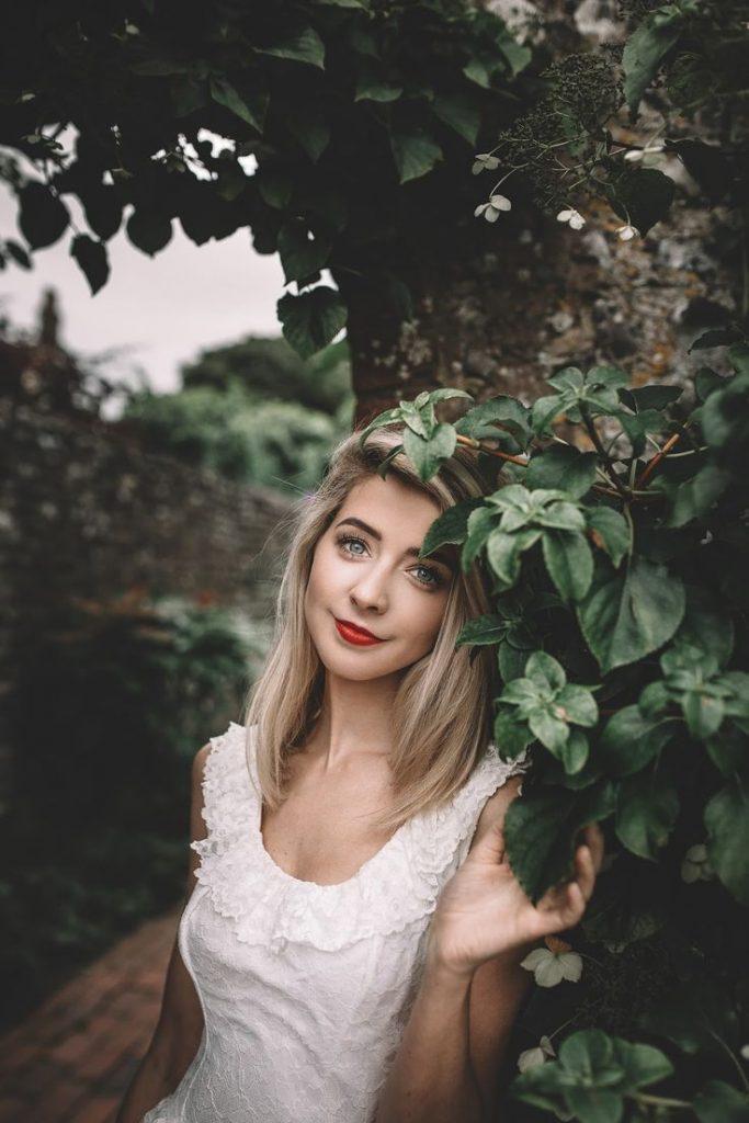 49 Zoe Sugg Nude Pictures Are Genuinely Spellbinding And Awesome 4