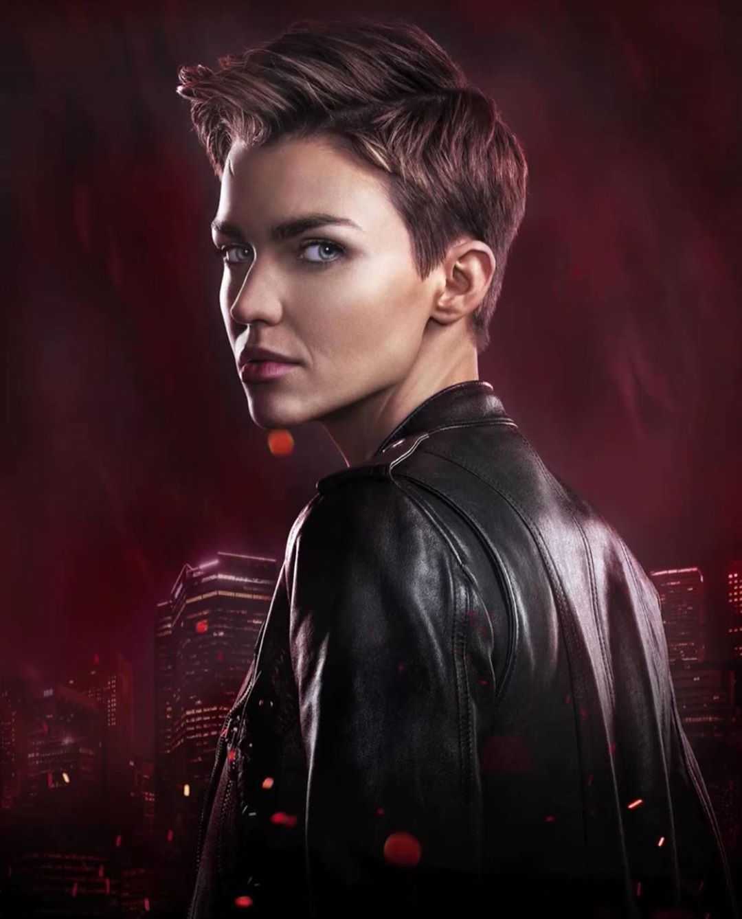 70+ Hot Pictures Of Ruby Rose – Batgirl In Arrowverse And Orange Is The New Black Star. 59