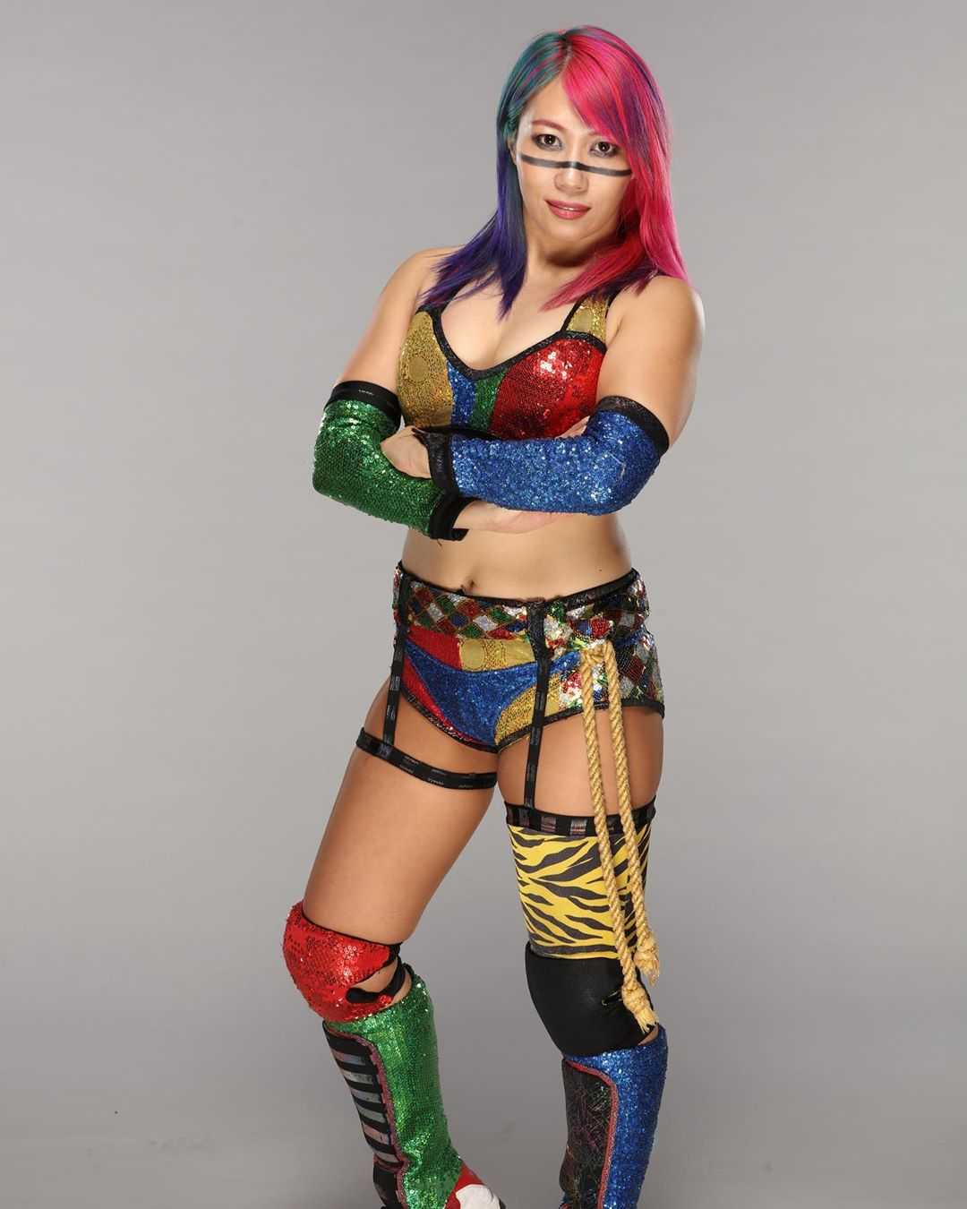 70+ Hot Pictures Of Asuka WWE Diva Unveil Her Fit Sexy Body 16