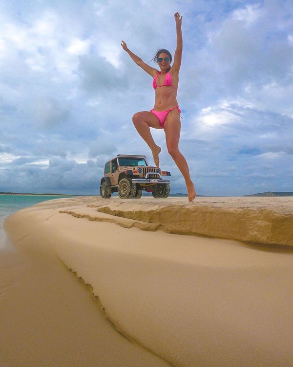 We’ve got 4×4 reasons to love these truck-loving bombshells of the month (35 Photos) 23