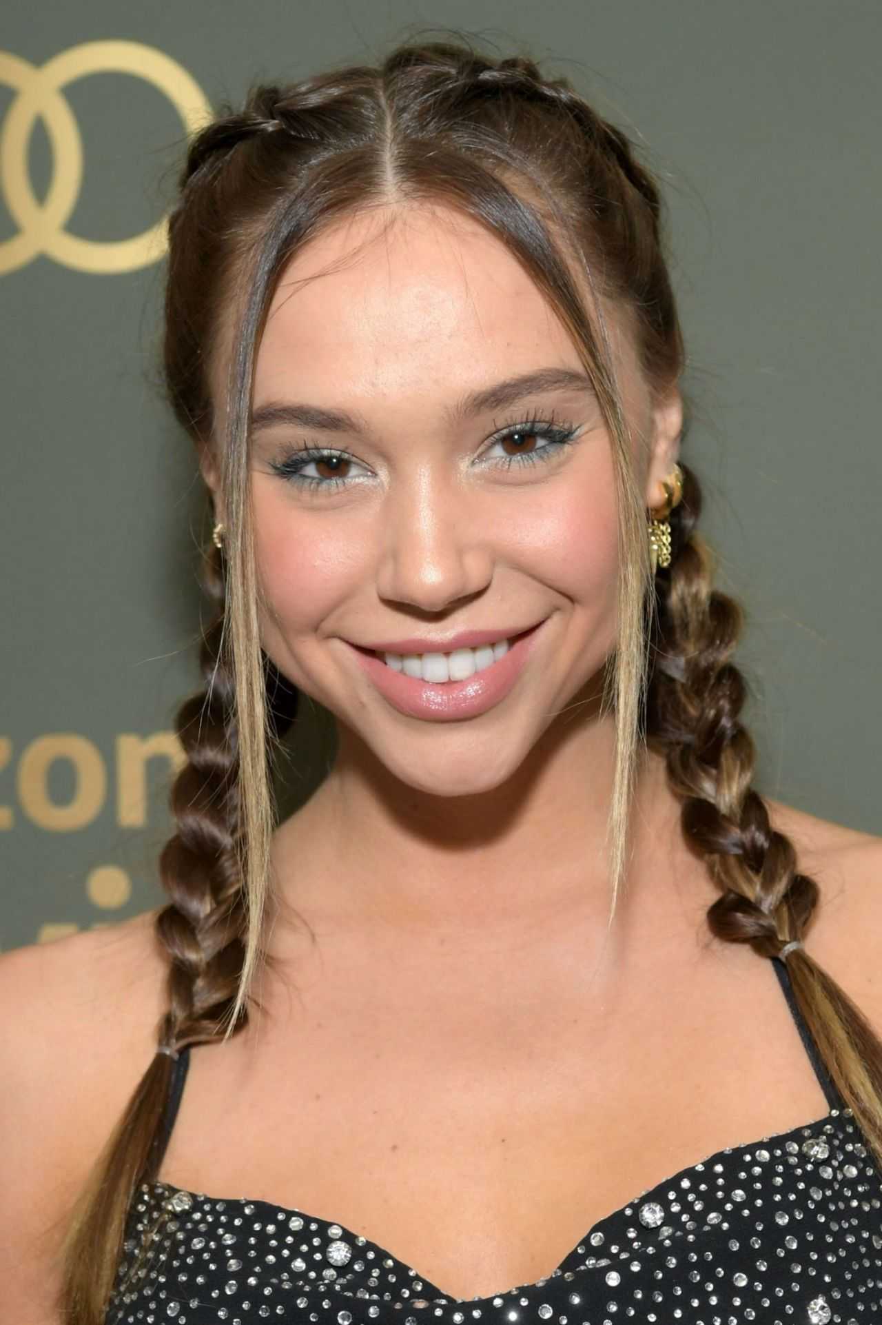 70+ Hottest Alexis Ren Pictures Will Make You Hot under the collar 16