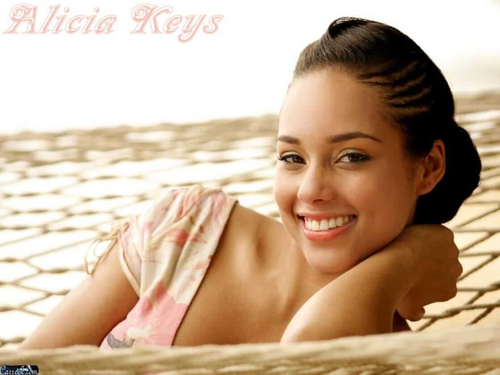 49 Sexy and Hot Alicia Keys Pictures – Bikini, Ass, Boobs 43