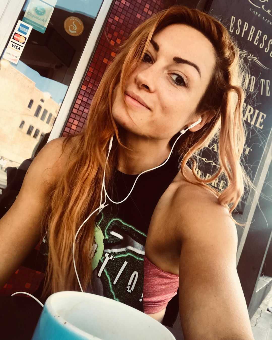 70+ Hot And Sexy Pictures of Becky Lynch – WWE Diva Will Sizzle You Up 109
