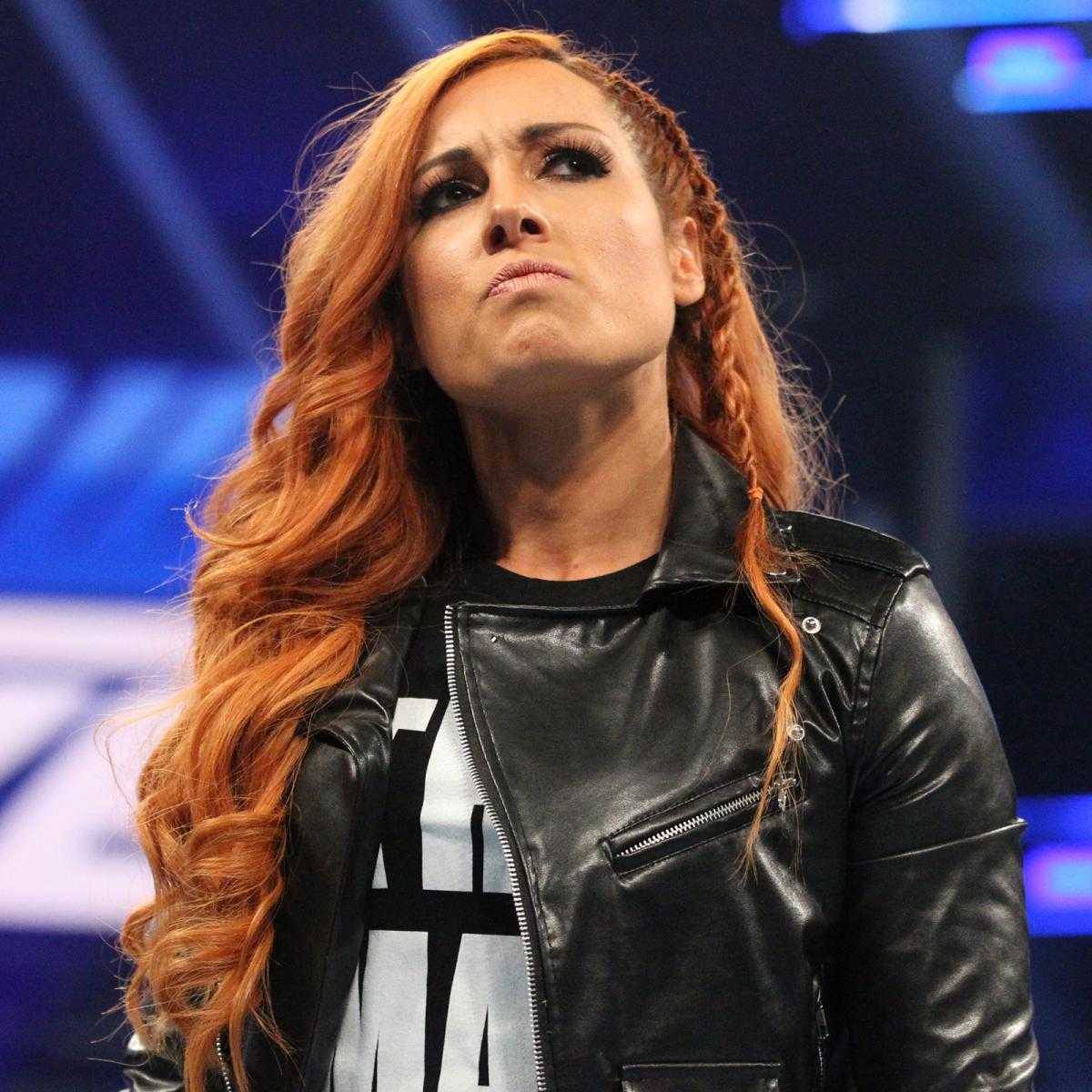 70+ Hot And Sexy Pictures of Becky Lynch – WWE Diva Will Sizzle You Up 56