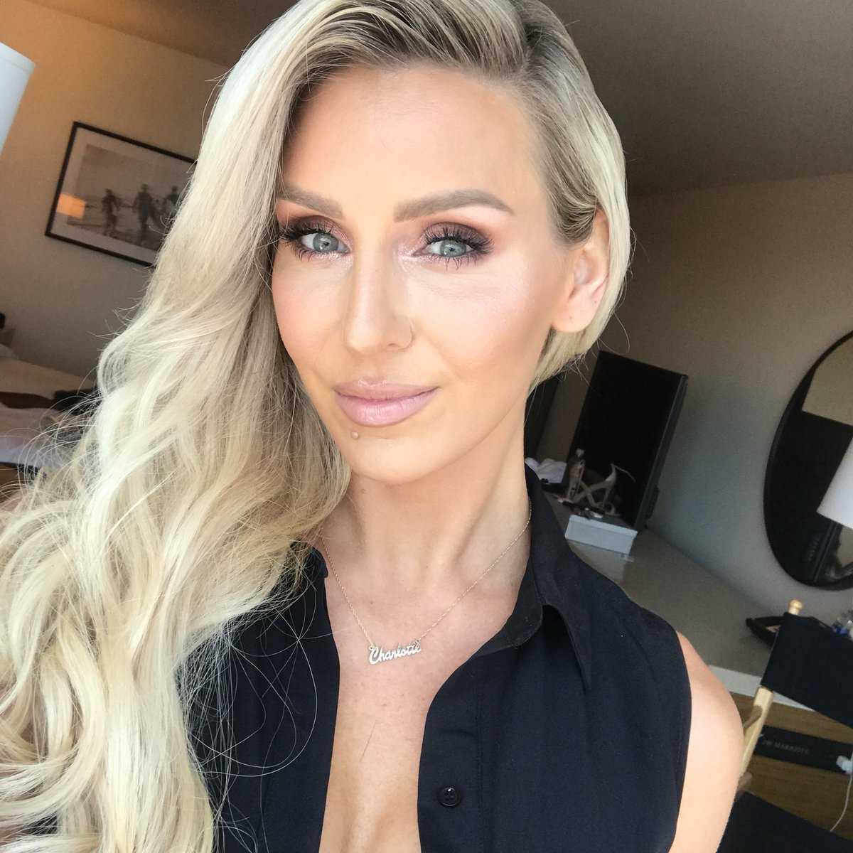 61 Hottest Charlotte Flair Big Butt Pictures Reveal WWE Diva’s Hot Ass 21
