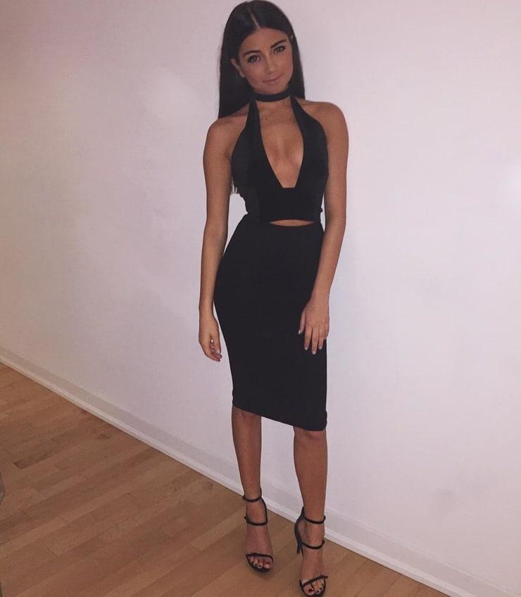 51 Hot Pictures Of Cristine Prosperi Which Will Make You Swelter All Over 23