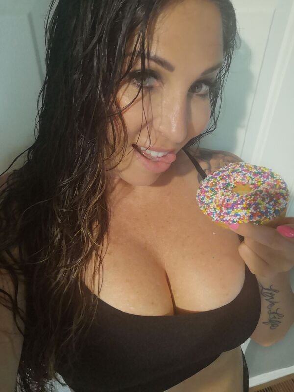 The Girls 2019-20 Let’s go nuts for Women and Donuts! (70 Photos) 388