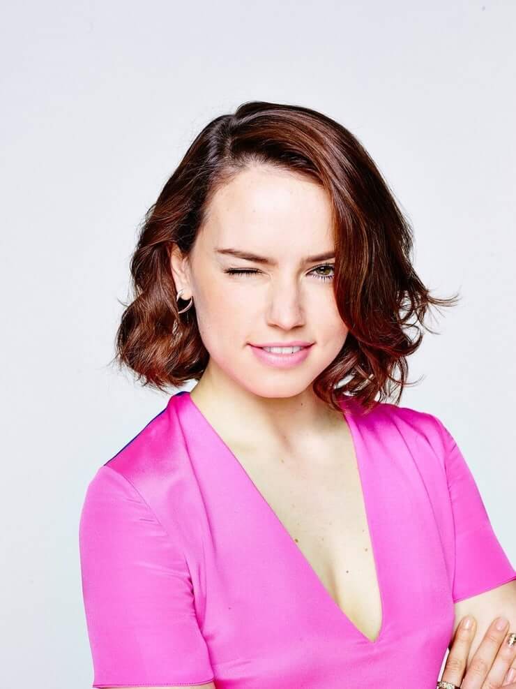 60+ Sexy Daisy Ridley Boobs Pictures Will Bring A Big Smile On Your Face 22