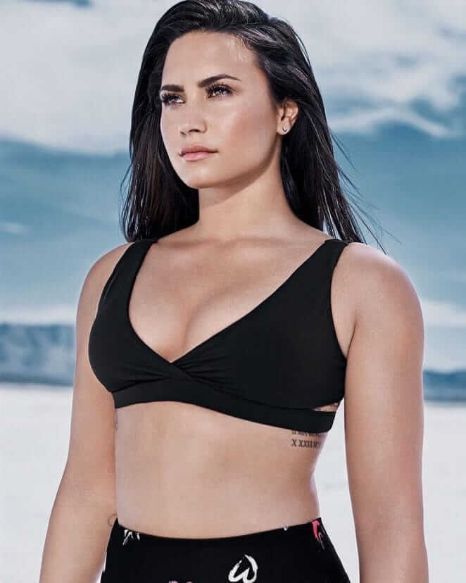 61 Hottest Demi Lovato Big Butt Pictures Which Are Sure To Hypnotize You 2