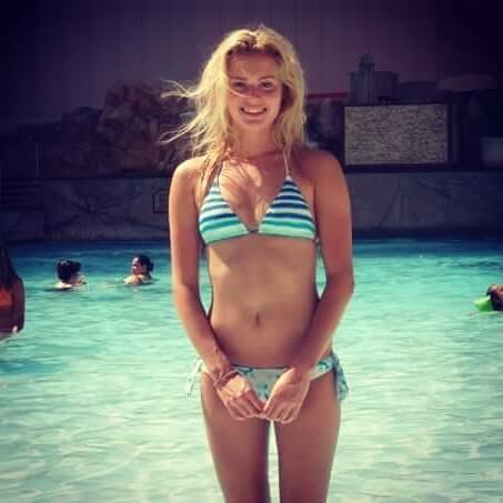 42 Sexy and Hot Elyse Willems Pictures – Bikini, Ass, Boobs 20