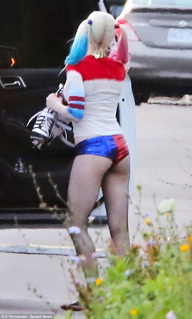 harley quinn booty pics