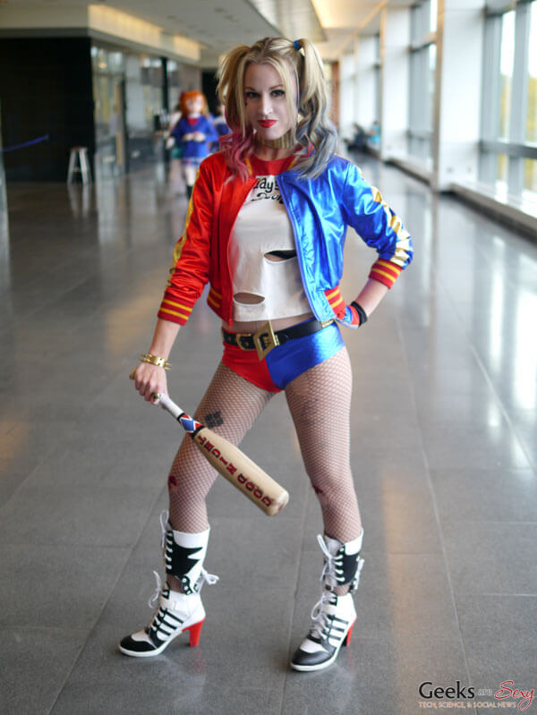 harley quinn thighs pictures
